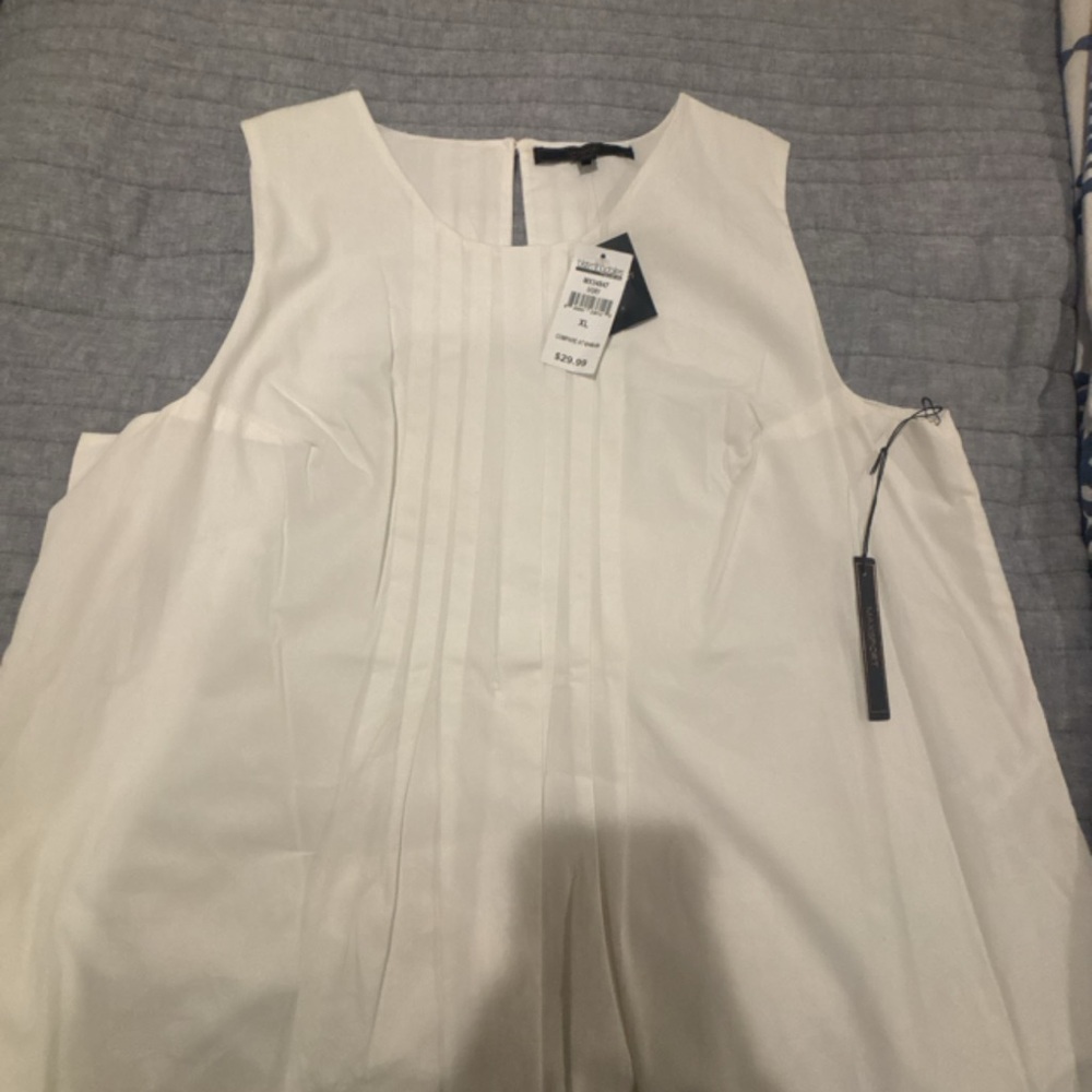 ✨ Ivory Pleated Blouse – XL – New with Tags (MAXSPORT)